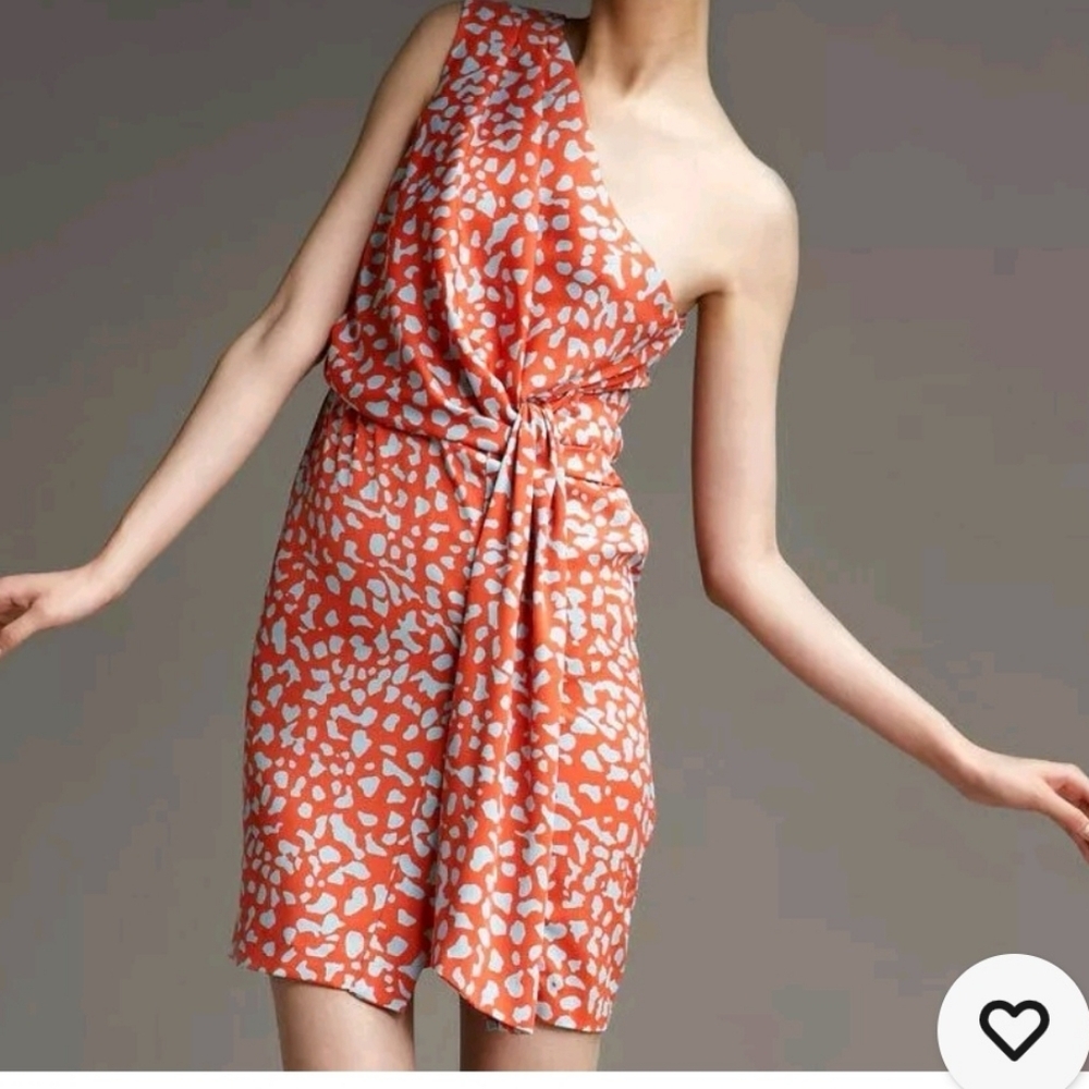 Diane Von Furstenberg One Shoulder dress. - Picture 2 of 6